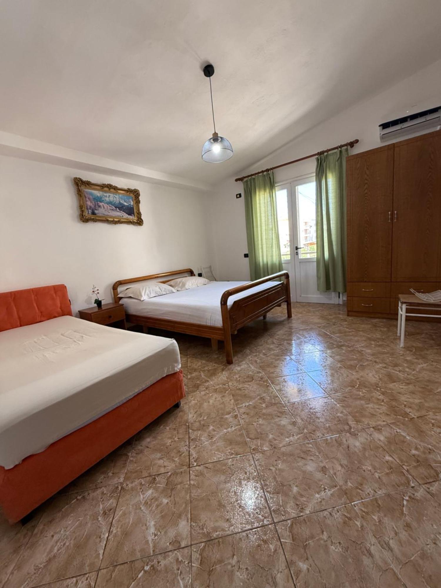 Jazoj Family Hotel Bashkia e Orikumit Exteriör bild